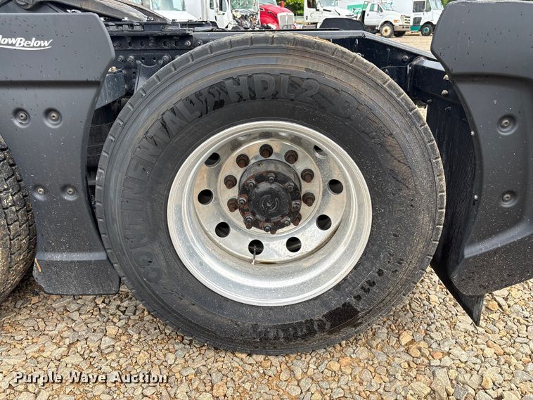image for item YA3394 2023 Mack Anthem semi truck
