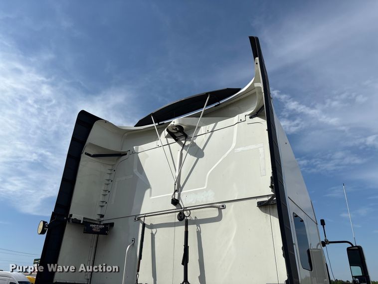 image for item YA3395 2023 Mack Anthem semi truck