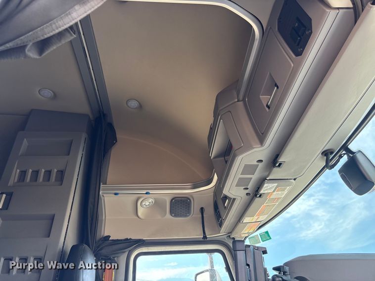 image for item YA3395 2023 Mack Anthem semi truck