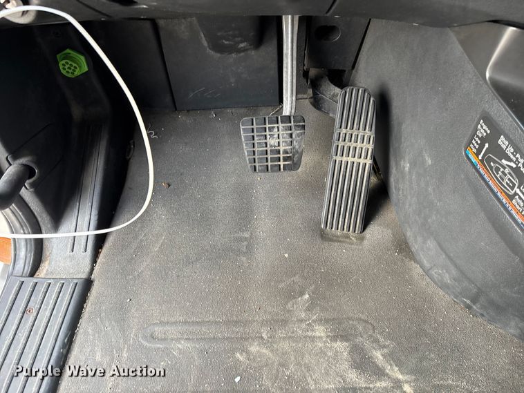 image for item YA3403 2020 Freightliner Cascadia semi truck