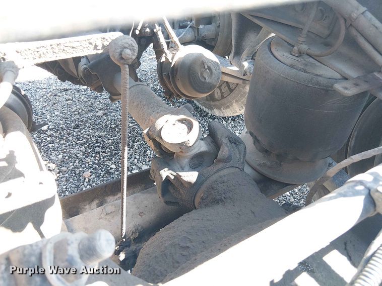 image for item YA3568 2020 Western Star 4700 semi truck