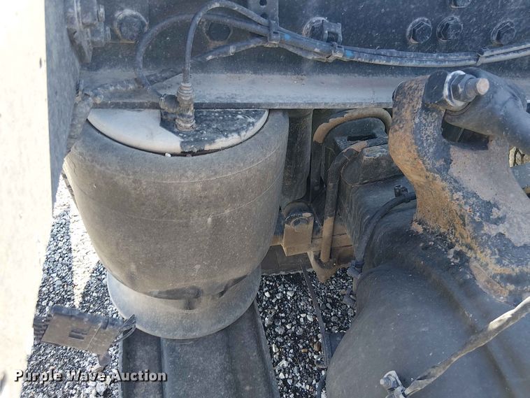 image for item YA3568 2020 Western Star 4700 semi truck