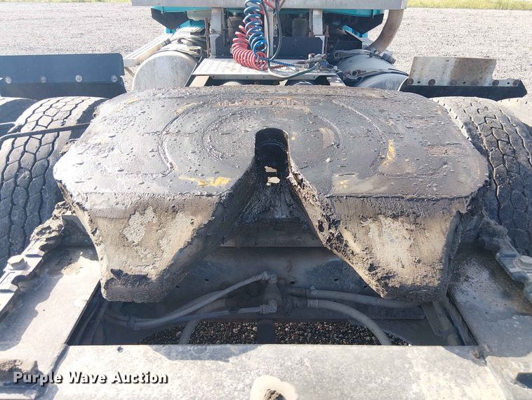 image for item YA3569 2020 Western Star 4700 semi truck