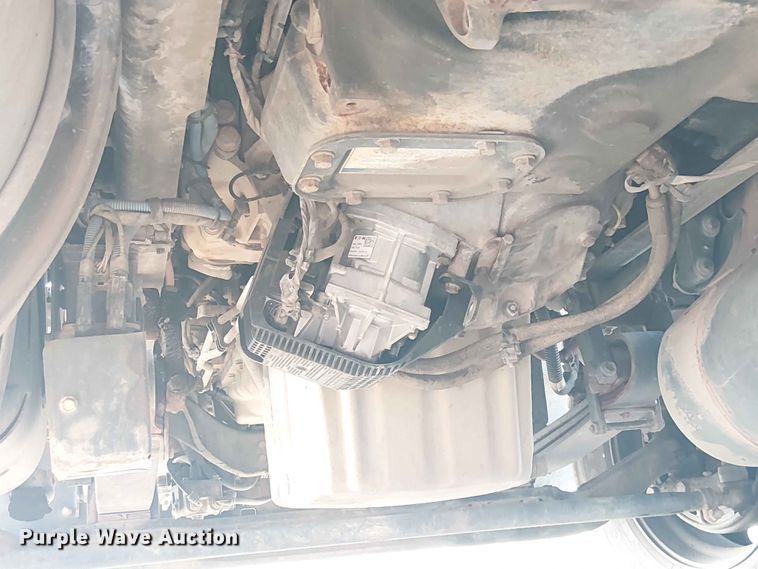 image for item YA3569 2020 Western Star 4700 semi truck