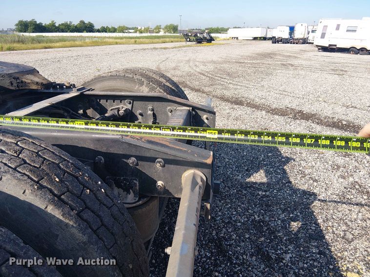 image for item YA3569 2020 Western Star 4700 semi truck