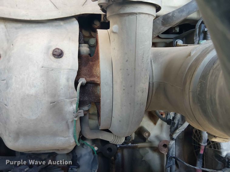 image for item YA3569 2020 Western Star 4700 semi truck