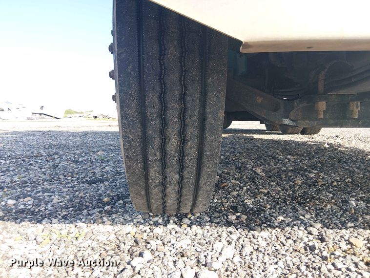 image for item YA3569 2020 Western Star 4700 semi truck