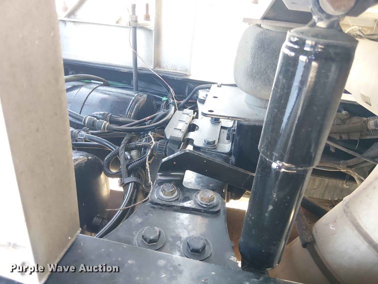 image for item YA3570 2021 Western Star 4900 semi truck