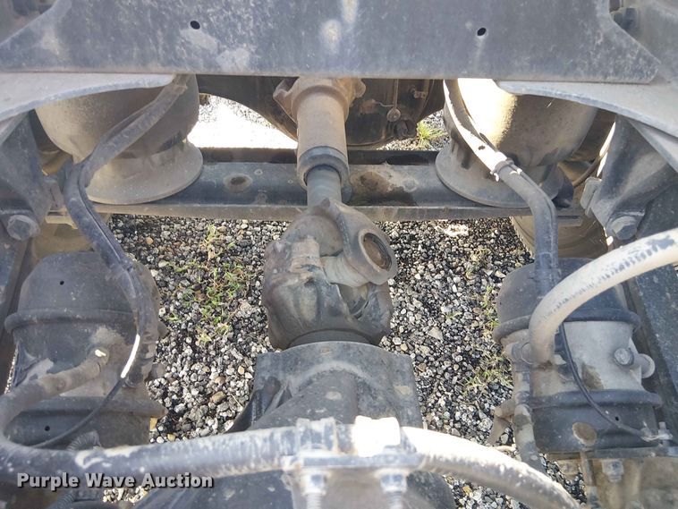 image for item YA3570 2021 Western Star 4900 semi truck