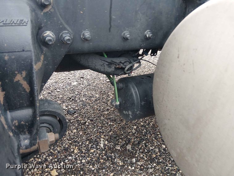 image for item YA3571 2021 Western Star 4700 semi truck