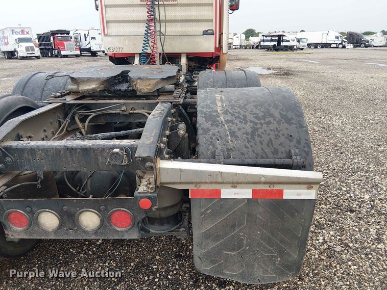 image for item YA3571 2021 Western Star 4700 semi truck