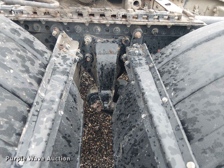 image for item YA3571 2021 Western Star 4700 semi truck