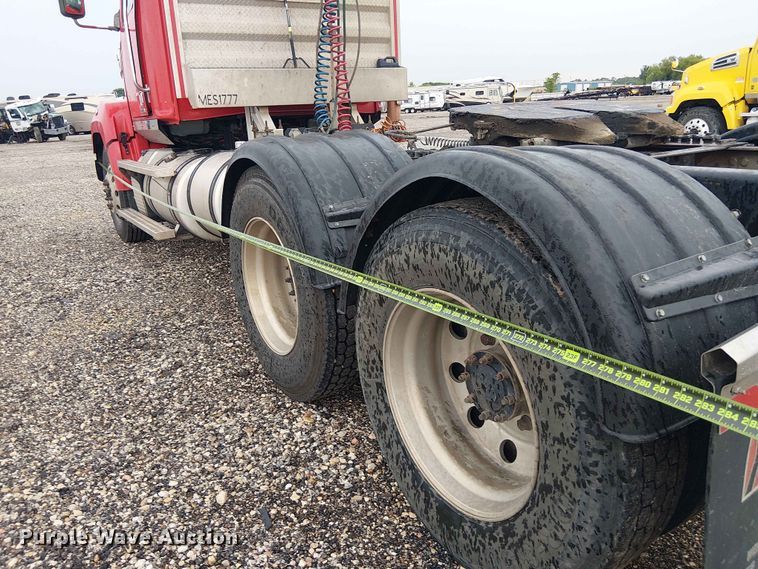 image for item YA3571 2021 Western Star 4700 semi truck