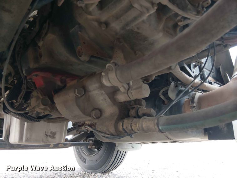 image for item YA3571 2021 Western Star 4700 semi truck