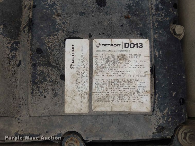 image for item YA3571 2021 Western Star 4700 semi truck