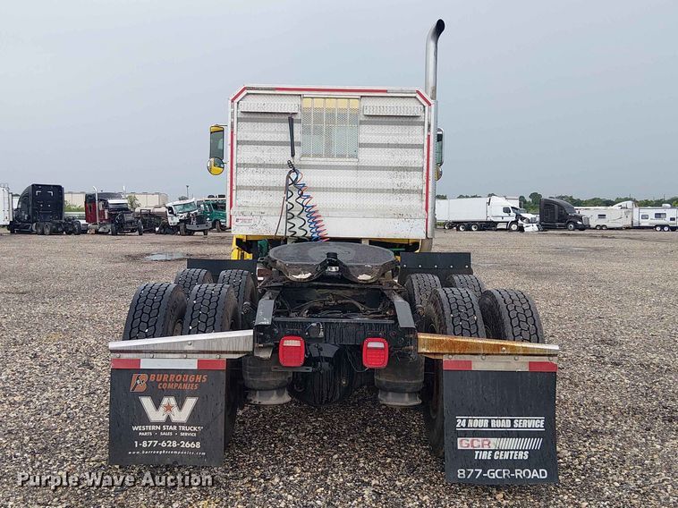 image for item YA3572 2016 Western Star 4700 semi truck