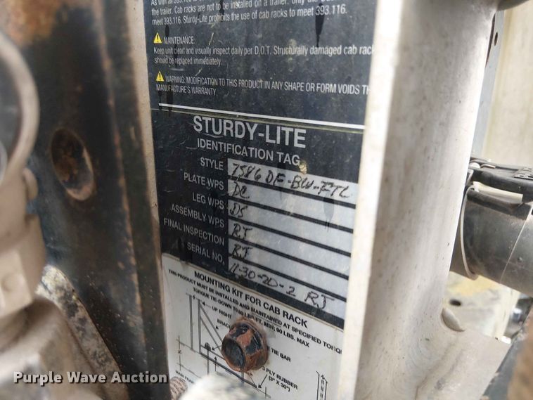 image for item YA3572 2016 Western Star 4700 semi truck