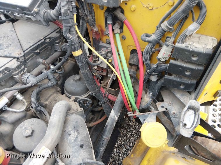 image for item YA3572 2016 Western Star 4700 semi truck