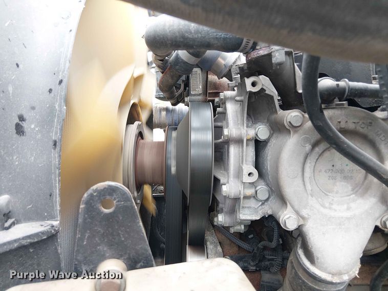 image for item YA3572 2016 Western Star 4700 semi truck