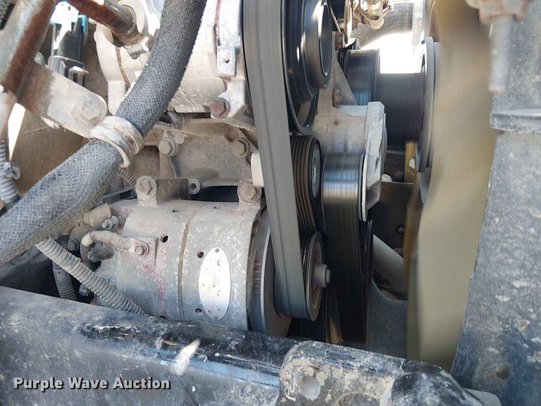 image for item YA3573 2016 Western Star 4700 semi truck