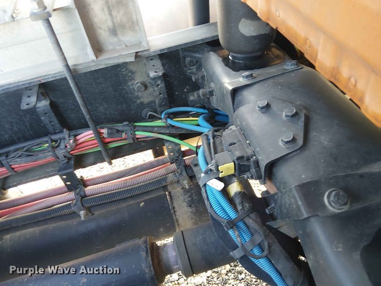 image for item YA3574 2022 Western Star 4900 semi truck