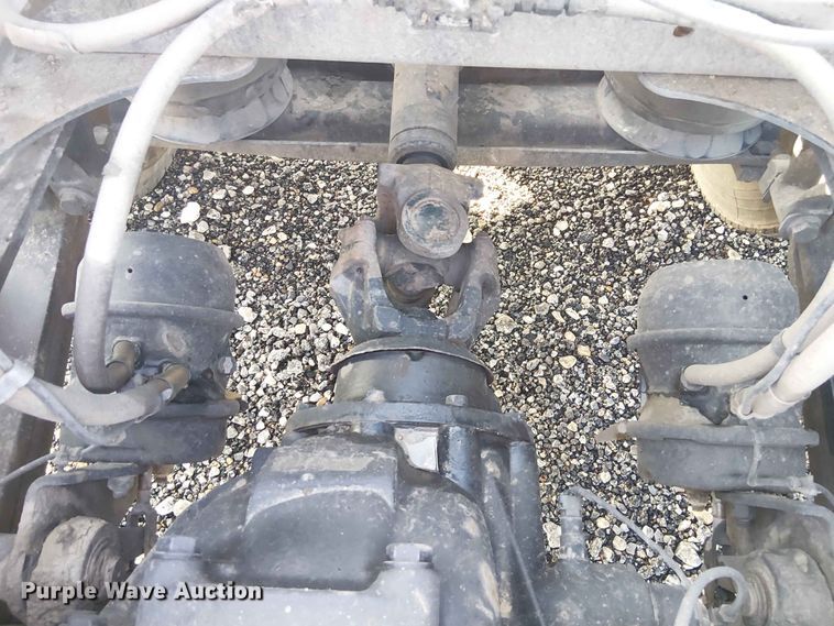 image for item YA3574 2022 Western Star 4900 semi truck