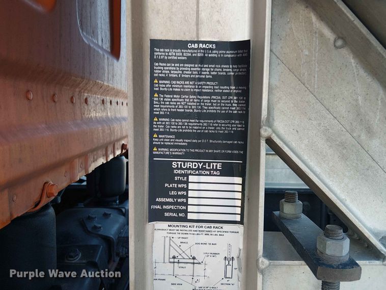 image for item YA3574 2022 Western Star 4900 semi truck