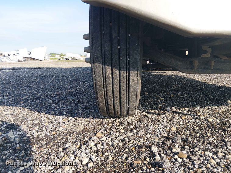 image for item YA3574 2022 Western Star 4900 semi truck
