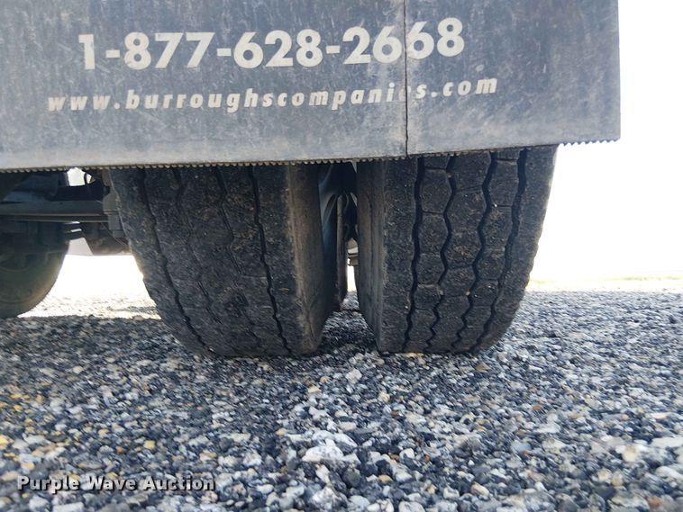 image for item YA3574 2022 Western Star 4900 semi truck