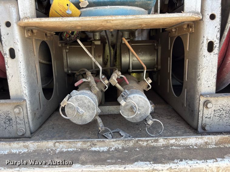 image for item YA3627 2017 Freightliner 114SD fuel truck