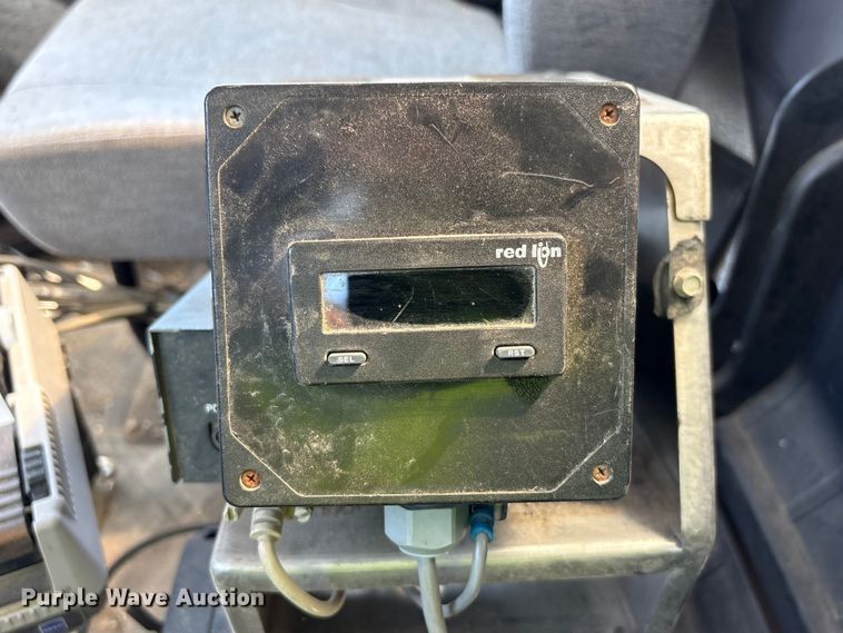 image for item YA3627 2017 Freightliner 114SD fuel truck