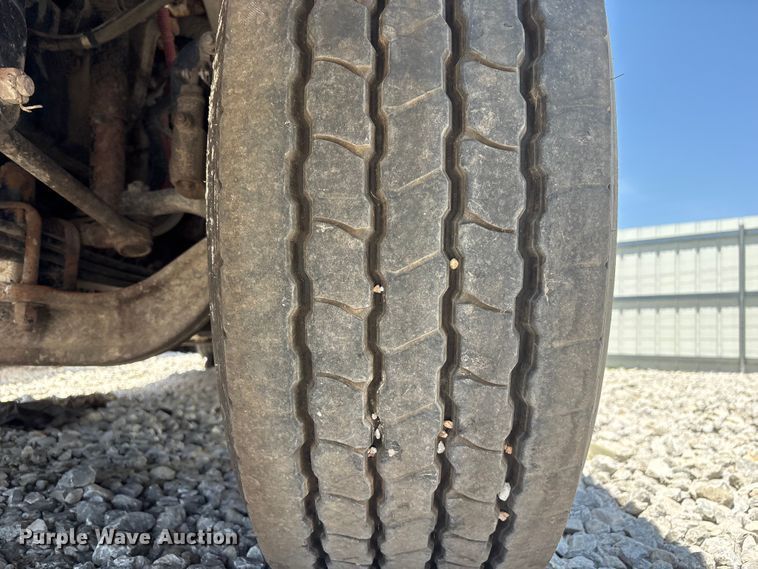 image for item YA3627 2017 Freightliner 114SD fuel truck