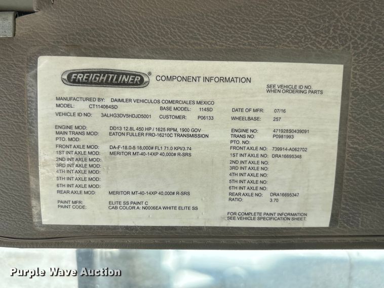 image for item YA3627 2017 Freightliner 114SD fuel truck