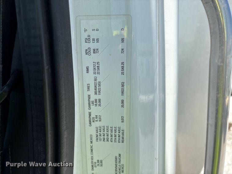 image for item YA3627 2017 Freightliner 114SD fuel truck