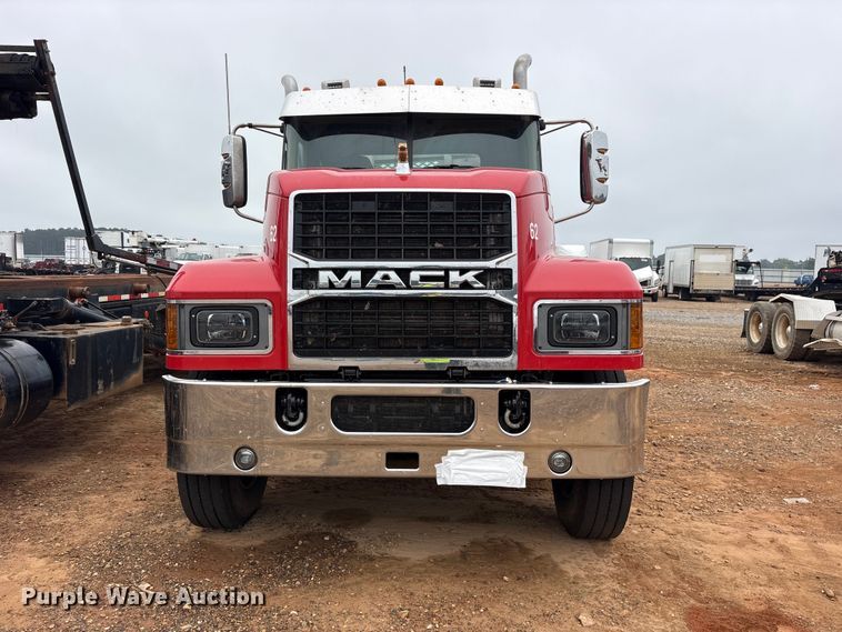 image for item YA3735 2025 Mack Pinnacle PI64T semi truck