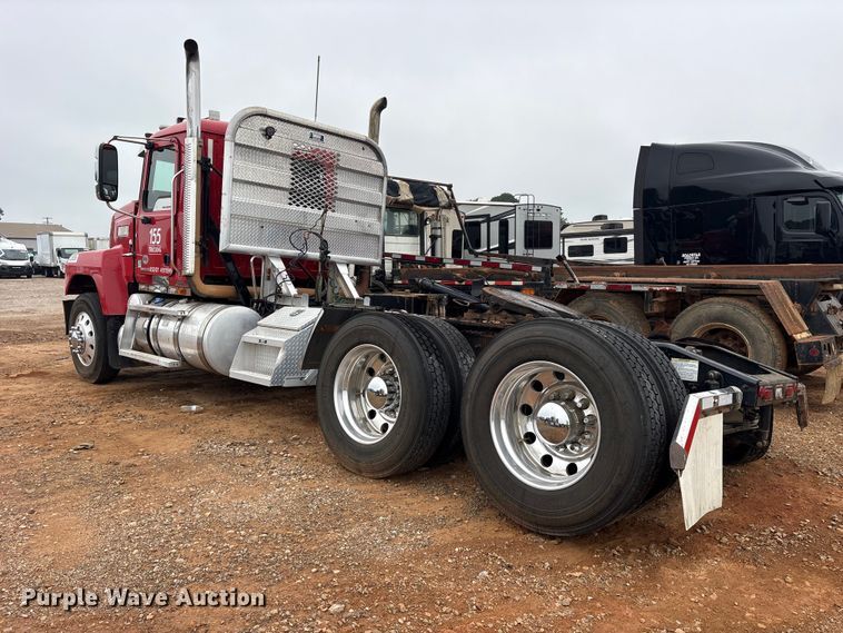 image for item YA3735 2025 Mack Pinnacle PI64T semi truck