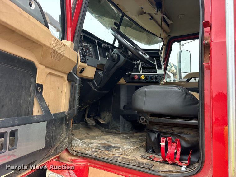 image for item YA3735 2025 Mack Pinnacle PI64T semi truck