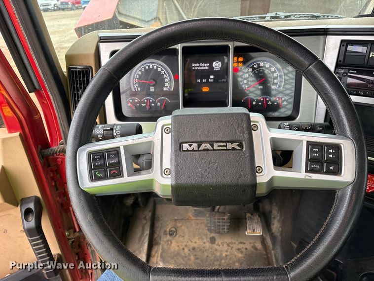image for item YA3735 2025 Mack Pinnacle PI64T semi truck