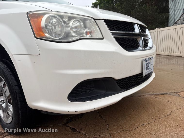 image for item DO5238 2012 Dodge Grand Caravan handicap accessible van
