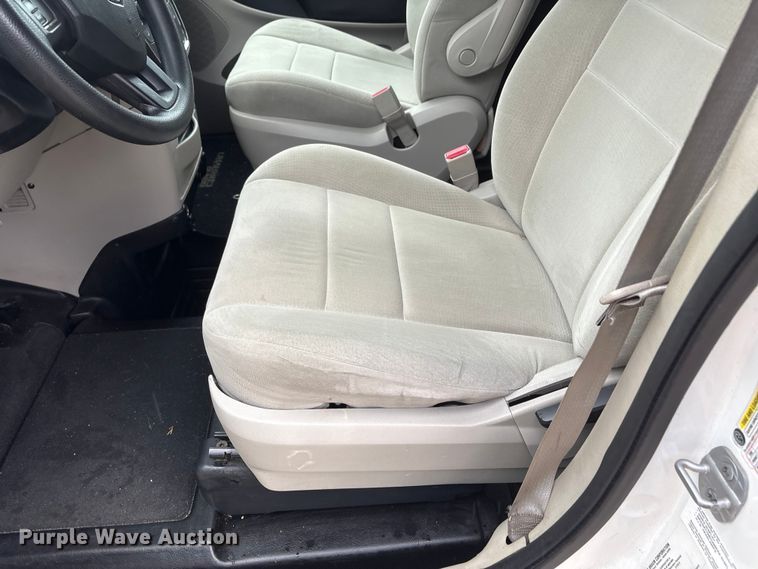 image for item DO5238 2012 Dodge Grand Caravan handicap accessible van