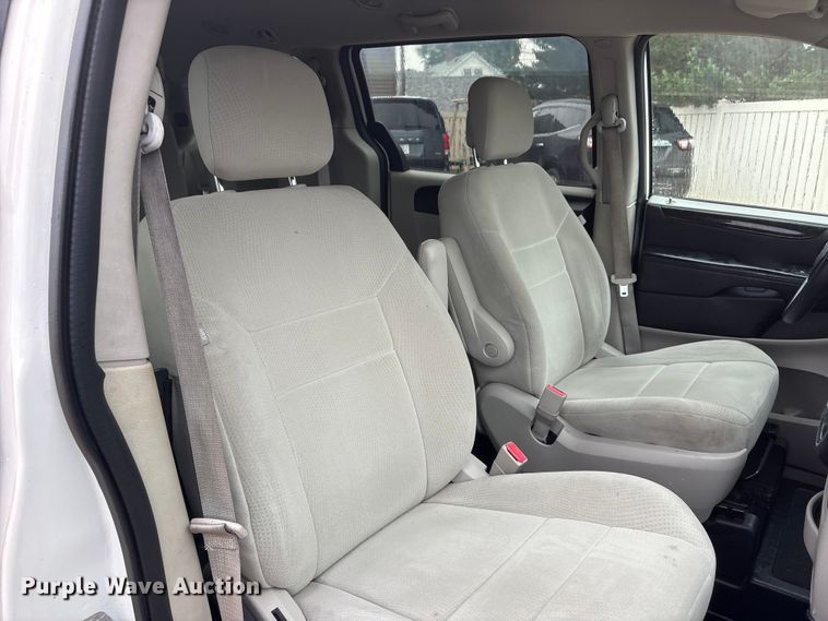 image for item DO5238 2012 Dodge Grand Caravan handicap accessible van