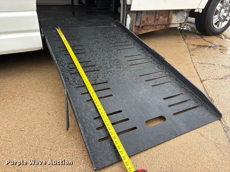 image for item DO5238 2012 Dodge Grand Caravan handicap accessible van