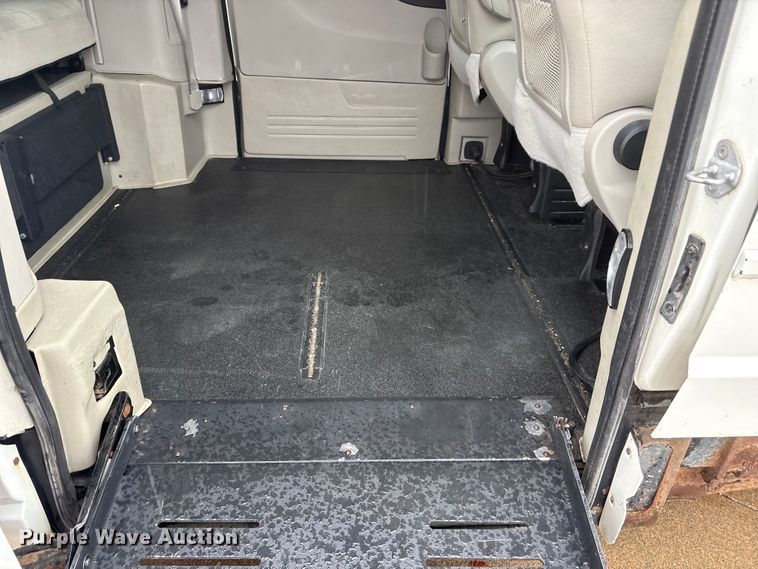 image for item DO5238 2012 Dodge Grand Caravan handicap accessible van