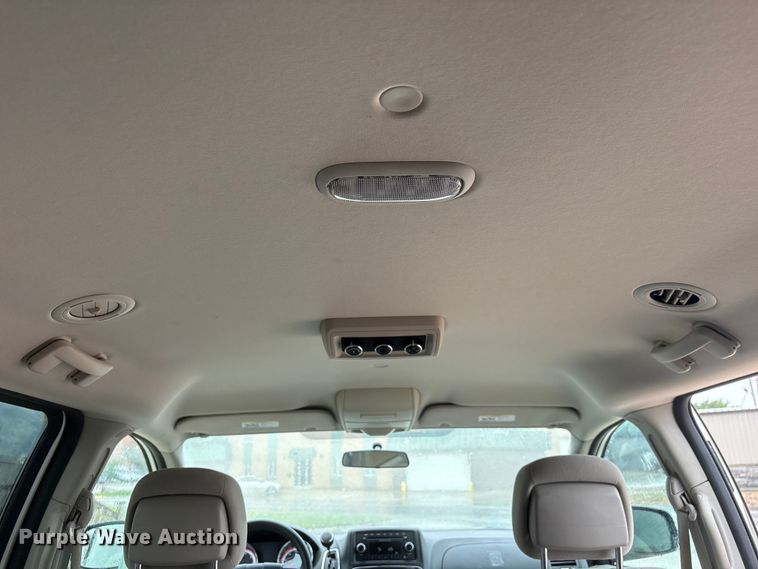 image for item DO5238 2012 Dodge Grand Caravan handicap accessible van