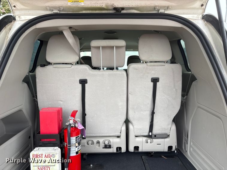 image for item DO5238 2012 Dodge Grand Caravan handicap accessible van
