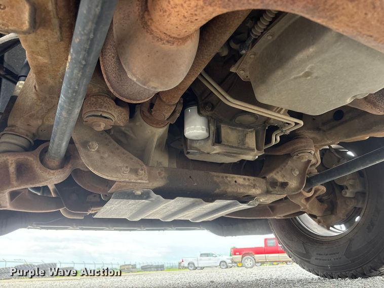image for item DO5243 2015 Chevrolet Silverado 3500HD pickup truck