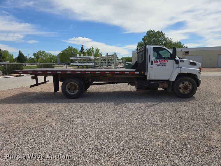 image for item DP8939 2005 GMC C6500 dump flatbed truck