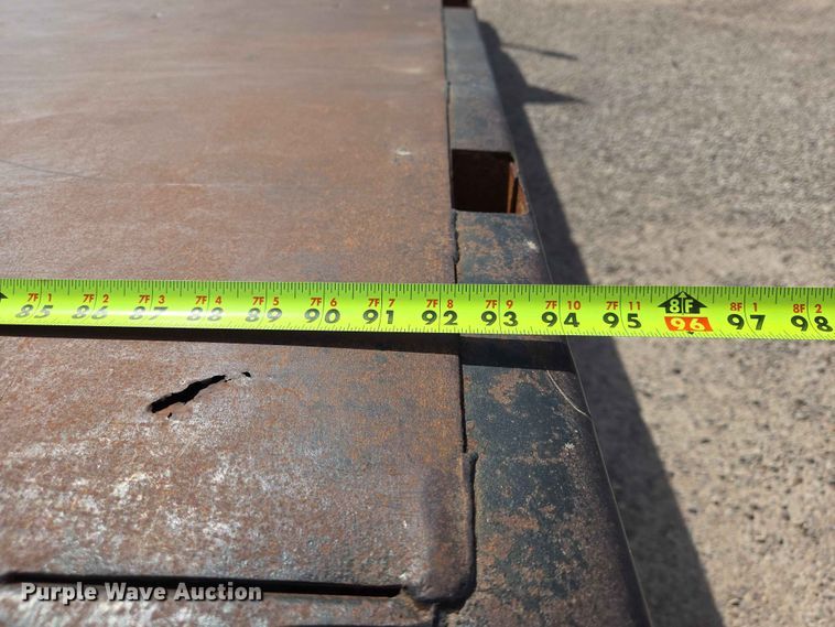 image for item DP8939 2005 GMC C6500 dump flatbed truck