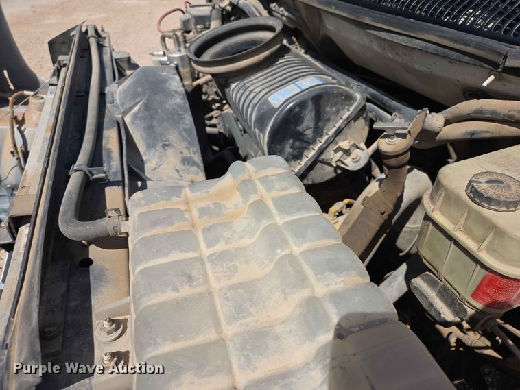 image for item DP8939 2005 GMC C6500 dump flatbed truck