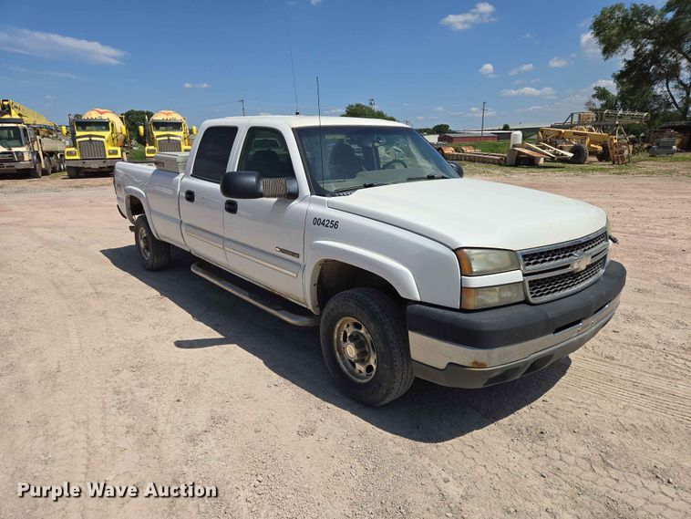 image for item DP8955 2005 Chevrolet Sierra 1500 Ext. Cab pickup truck